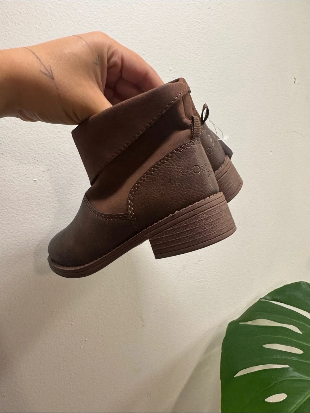 OshKosh B'gosh Kids Brown Ankle Boots